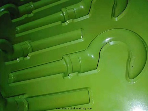 Green Industrial Water Base Coating Applied To Shoe Mold